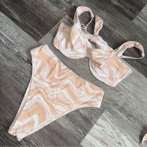Abercrombie curve love bikini set